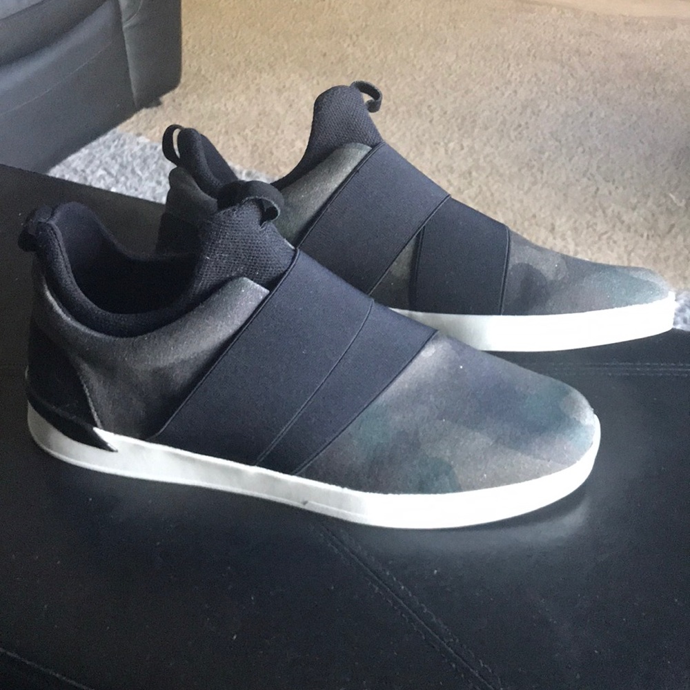 Camo slip on shoes